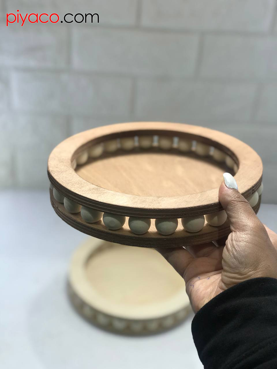سینی گرد کوچک با طرح مهره